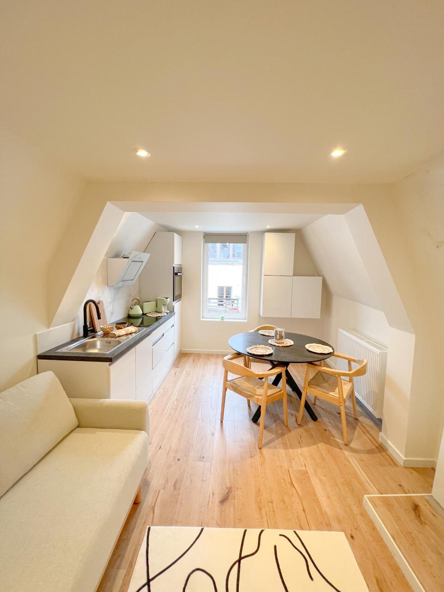 Mayfair Suites Antwerpen Bagian luar foto