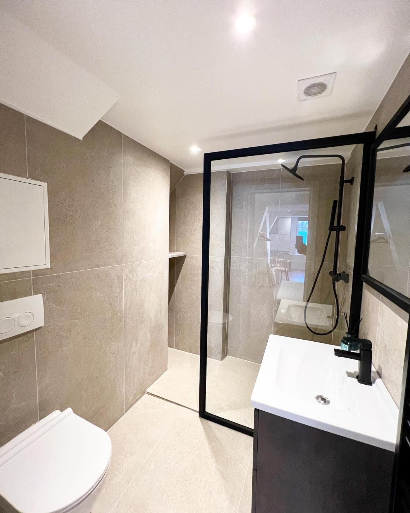 Mayfair Suites Antwerpen Bagian luar foto