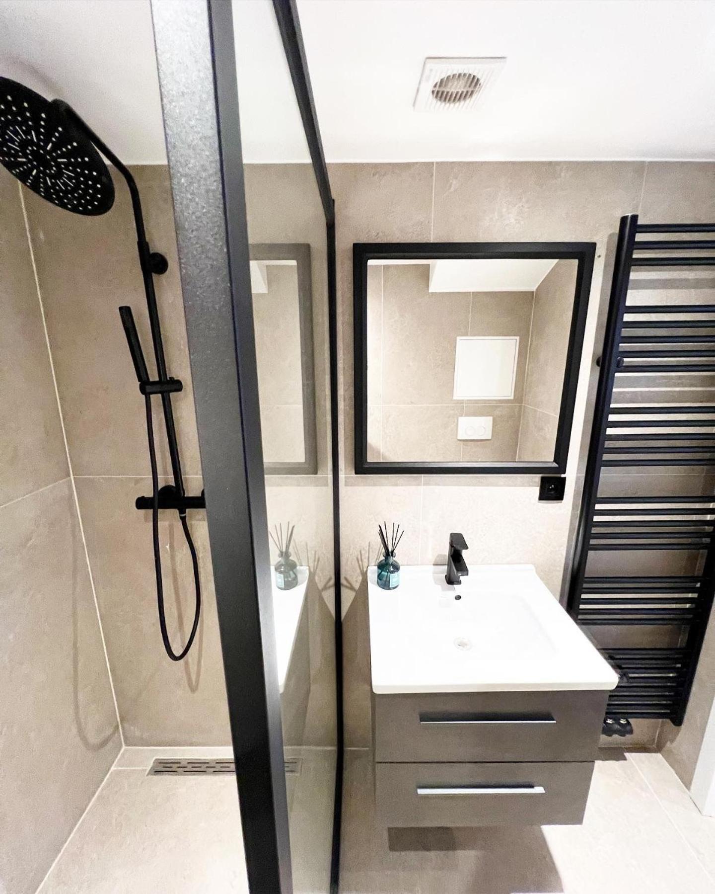 Mayfair Suites Antwerpen Bagian luar foto