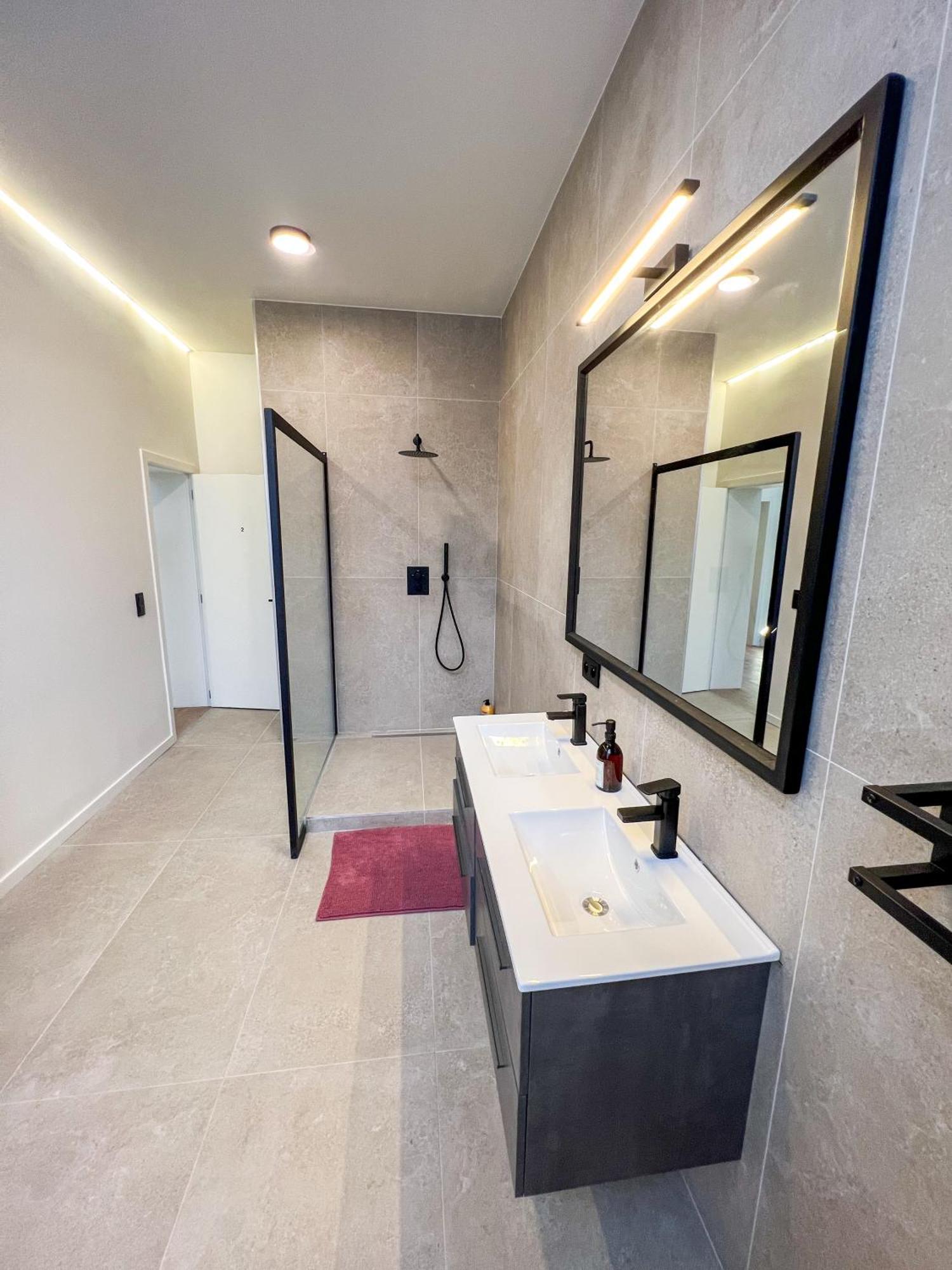 Mayfair Suites Antwerpen Bagian luar foto