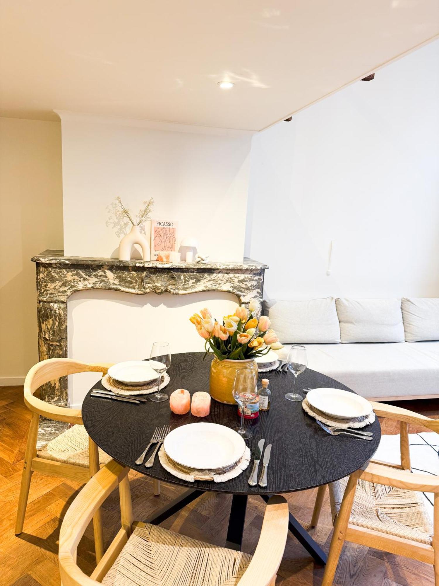 Mayfair Suites Antwerpen Bagian luar foto